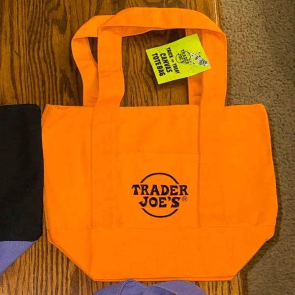Trader Joe's Mini Halloween Canvas Tote Bag Set Of 4 New - Picture 6 of 6